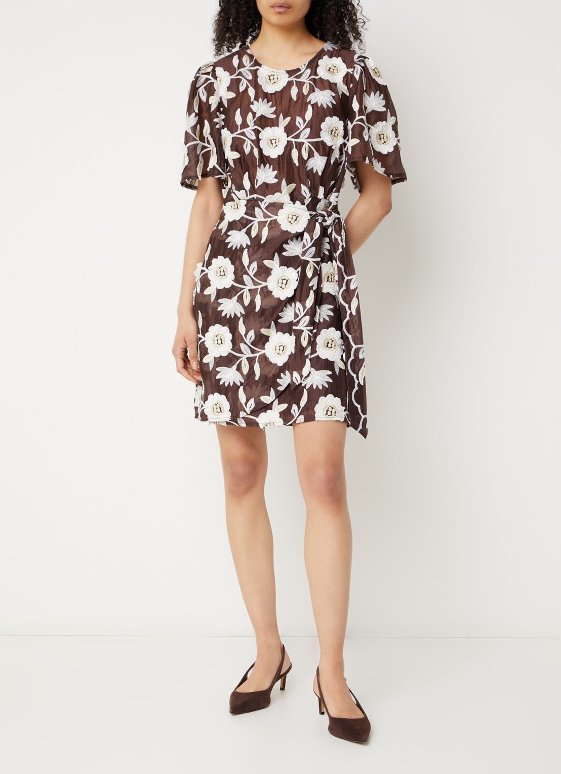Aaiko Celina mini jurk met ceintuur en bloemenprint - voorkant 3 donkerbruin