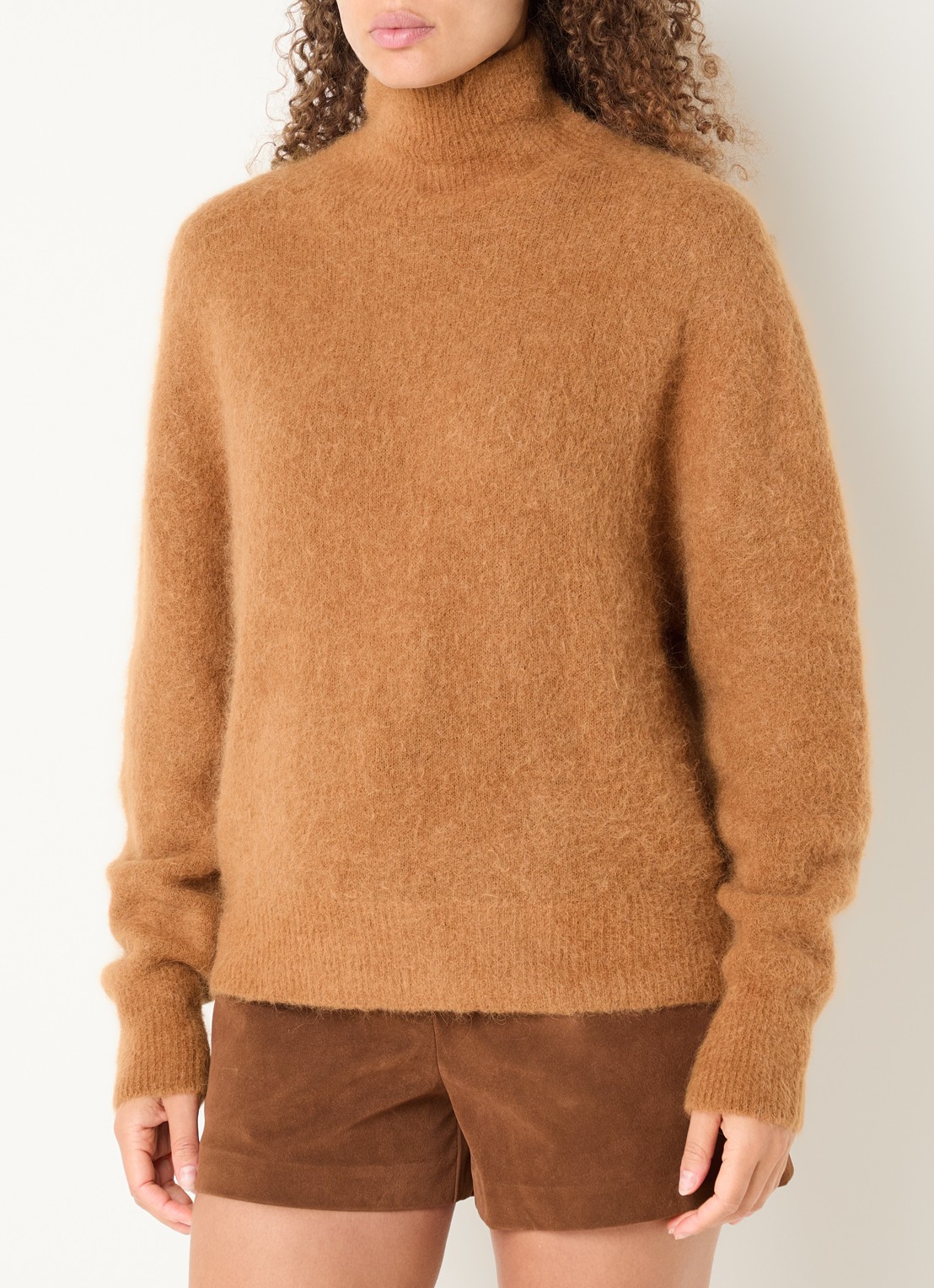 Aaiko Channa grofgebreide trui in alpaca wolblend - detail camel
