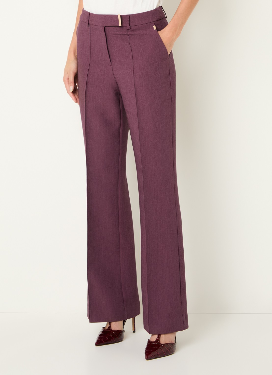 Aaiko Chantalle high waist wide fit pantalon met siernaad - detail 4 aubergine