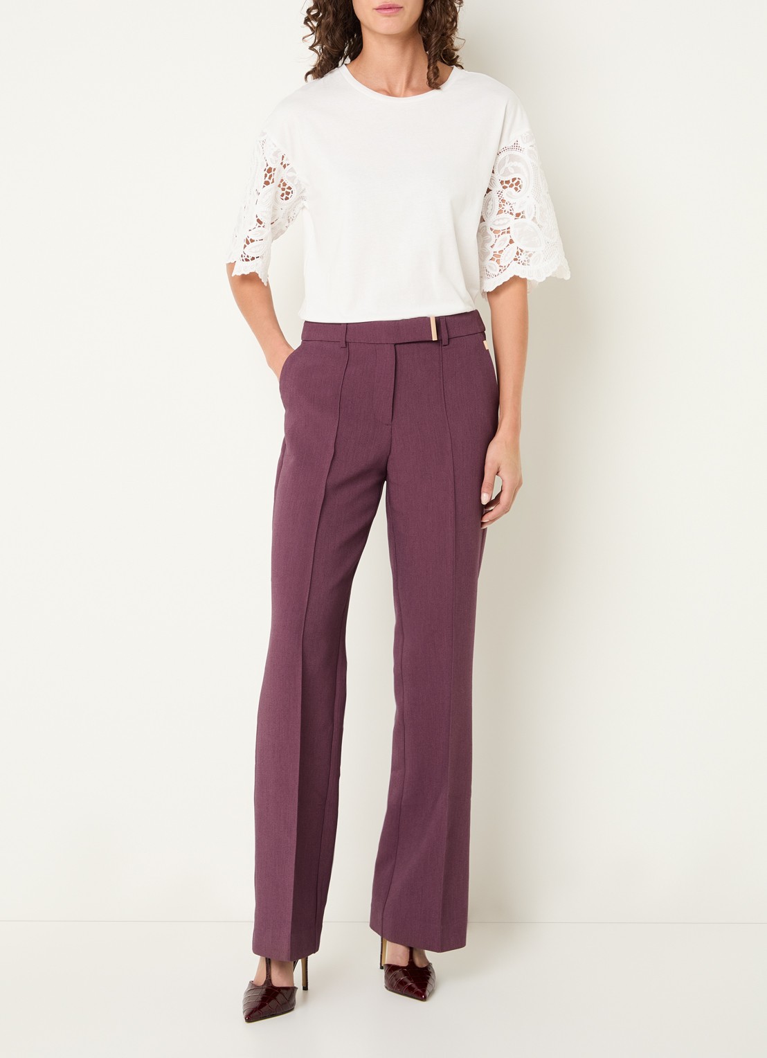 Aaiko Chantalle high waist wide fit pantalon met siernaad - voorkant 2 aubergine