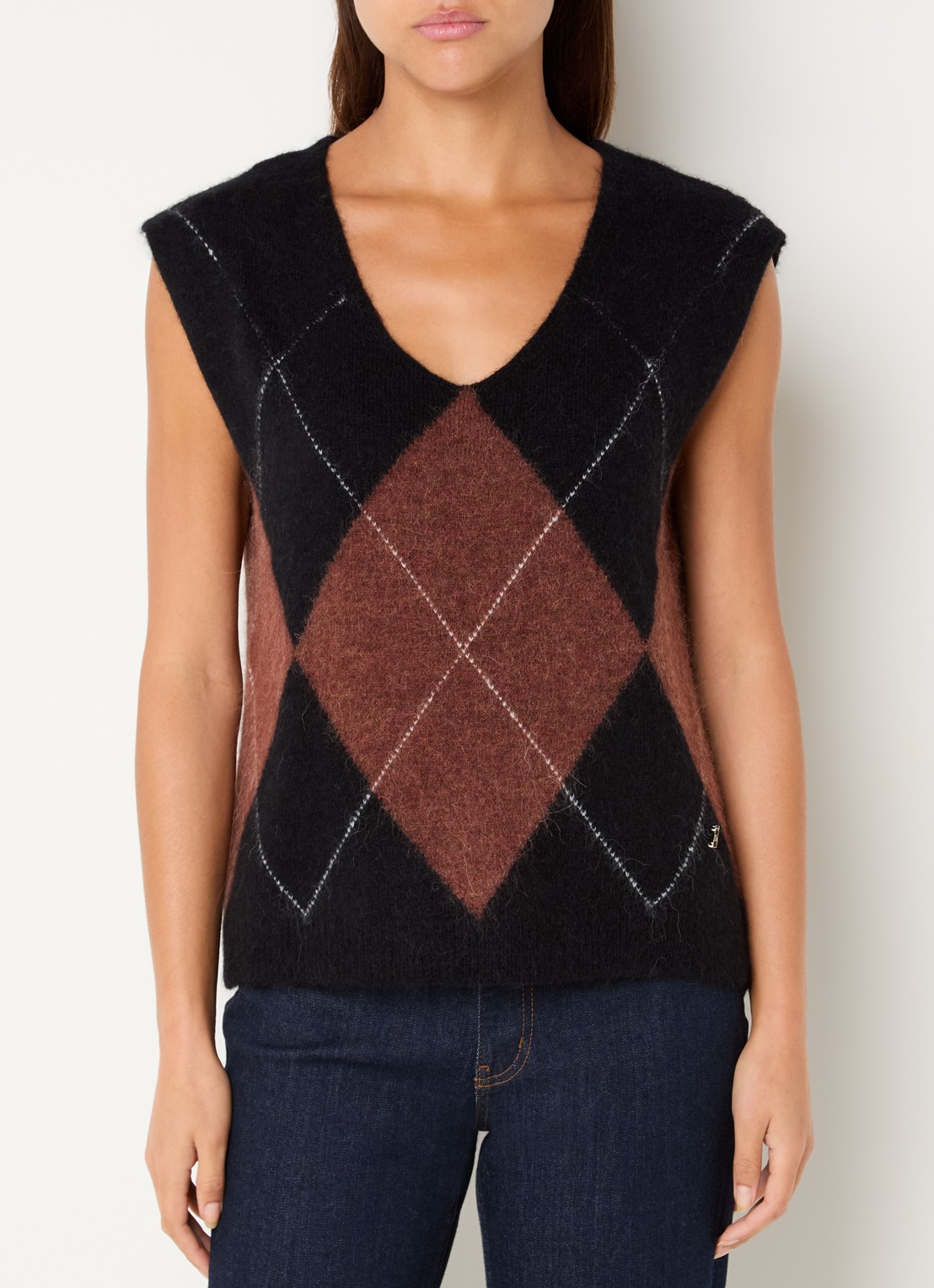 Aaiko Emmy grofgebreide spencer in wolblend met ronde hals - detail 2 cognac