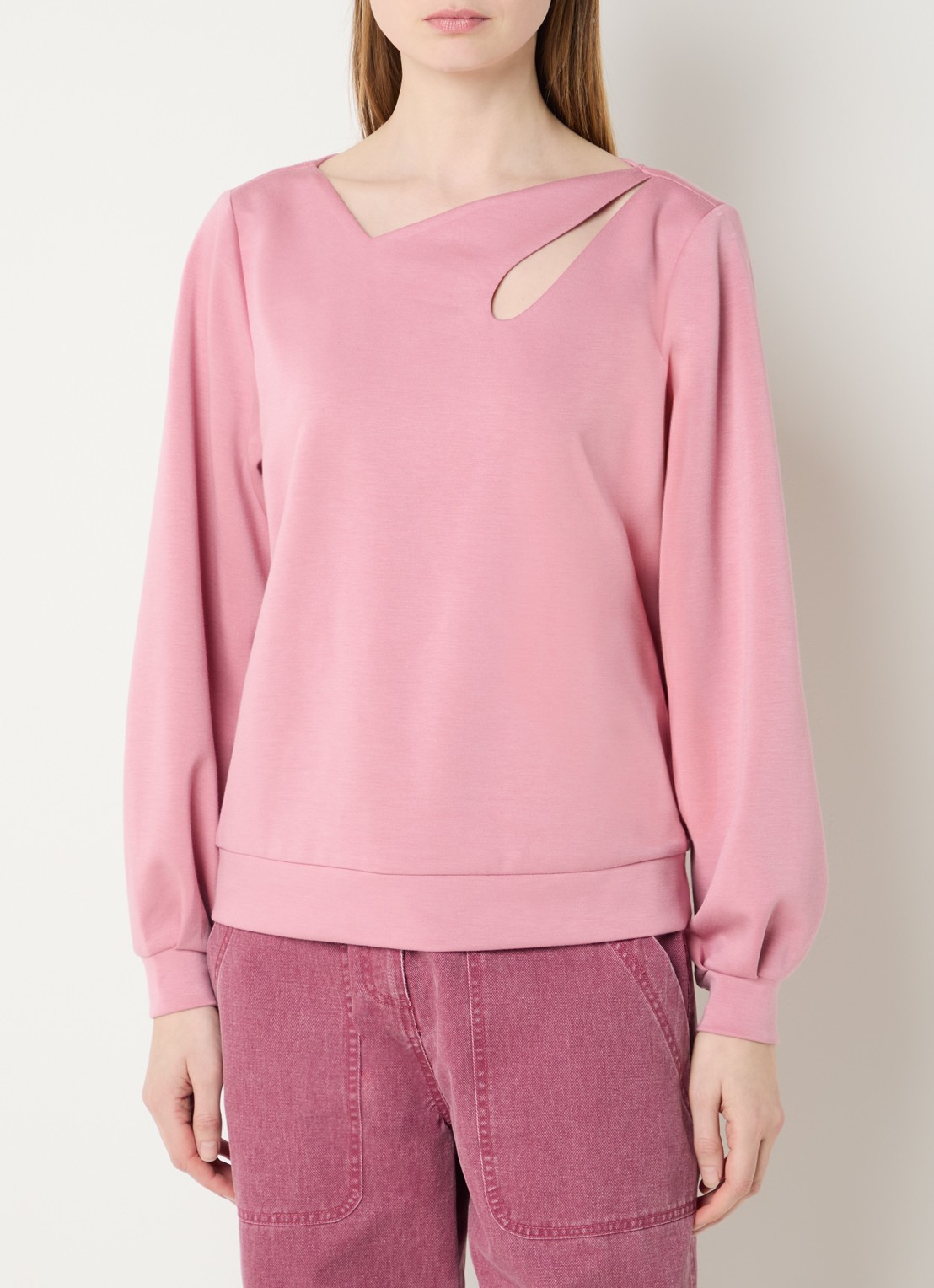 Aaiko Evelyn sweater met cut-out detail - detail 3 zalmroze