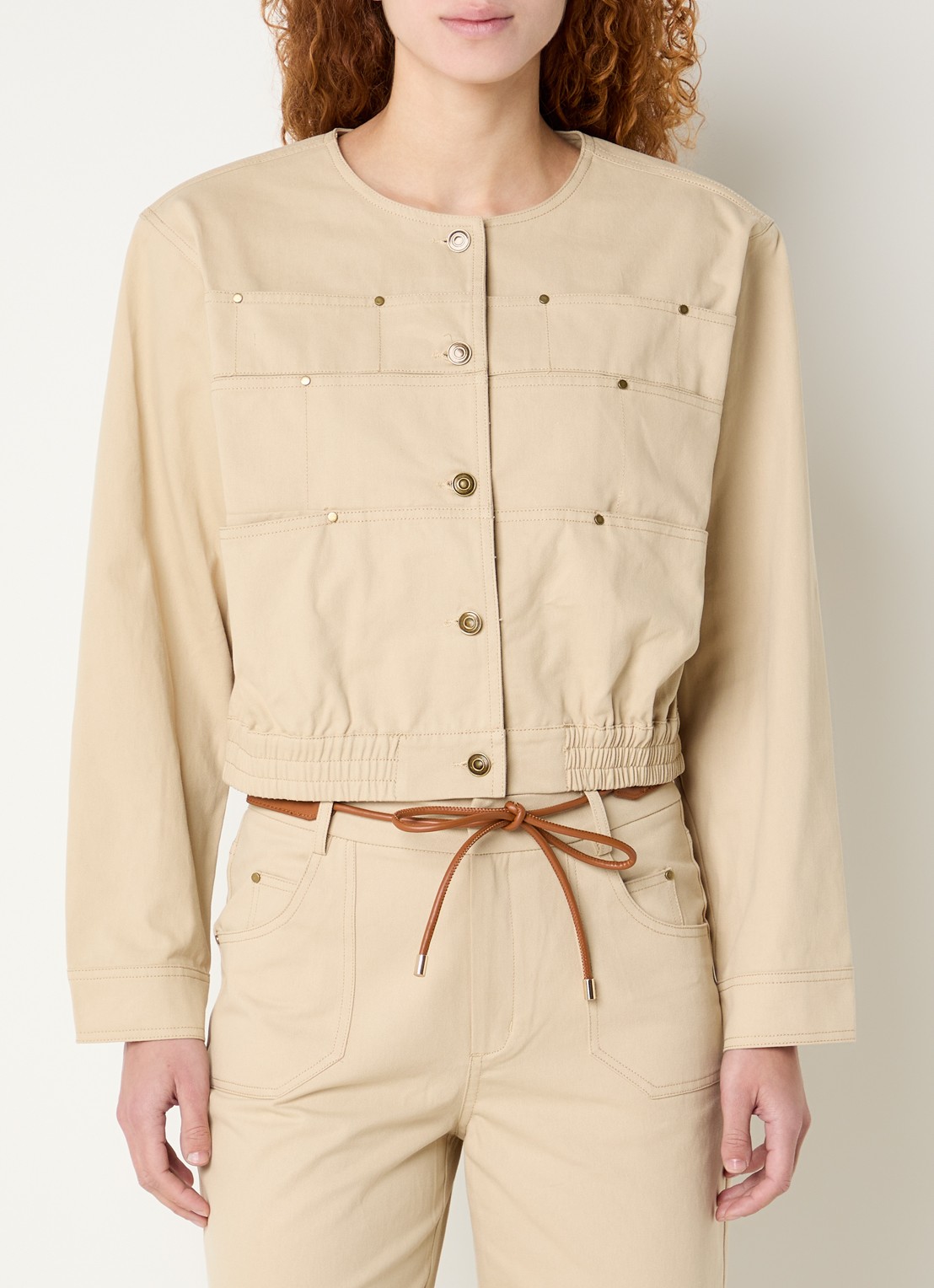 Aaiko Fallon cropped jack met opgestikte zakken - detail 3 beige