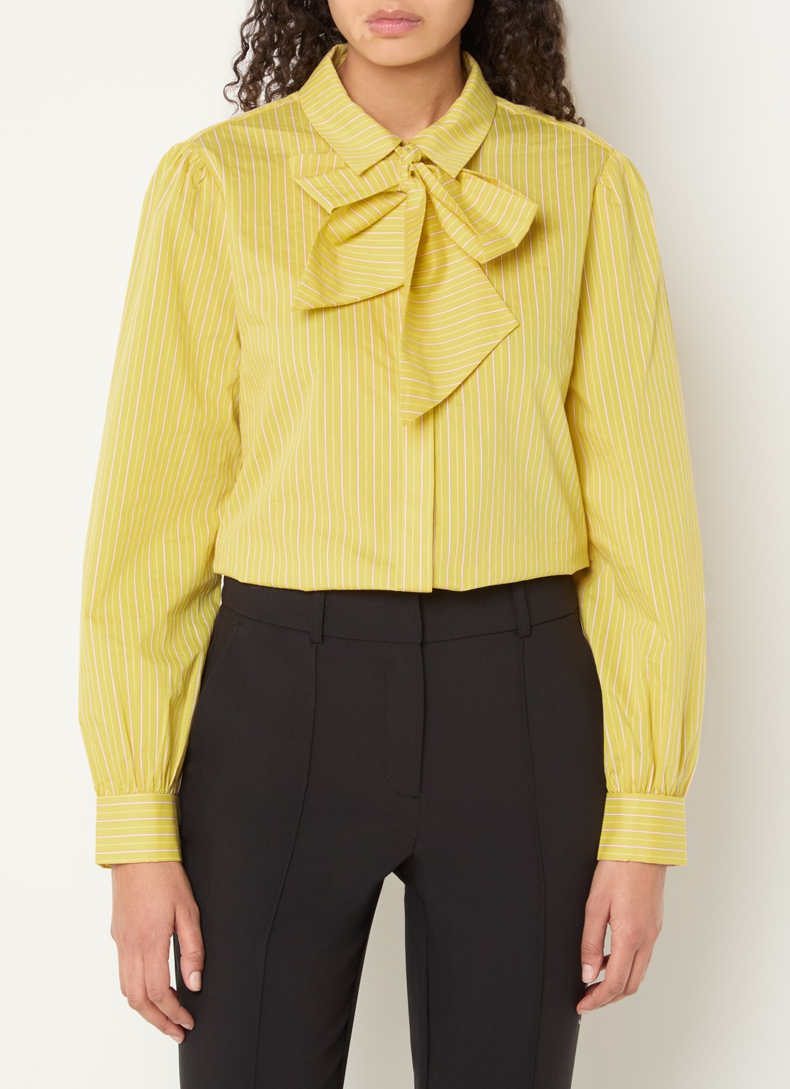 Aaiko Fenne blouse met sjaalkraag en streepprint - detail 4 geel