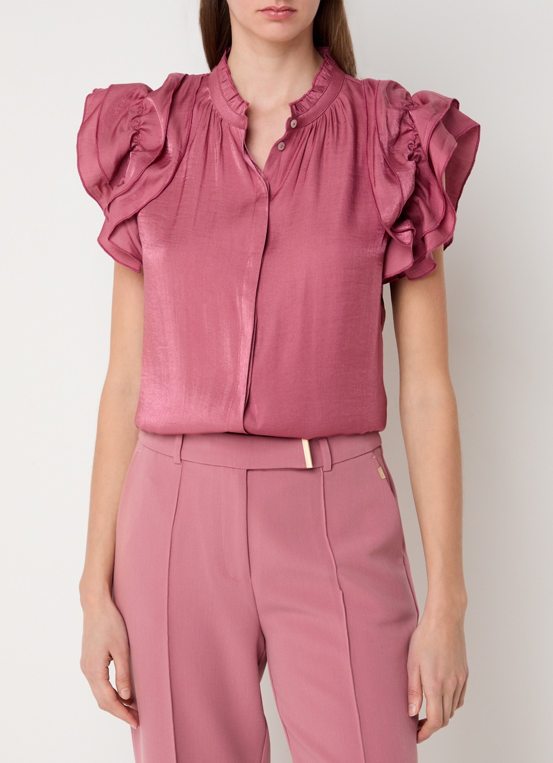 Aaiko Gezana Vis blouse met glanzende finish - detail donkerroze