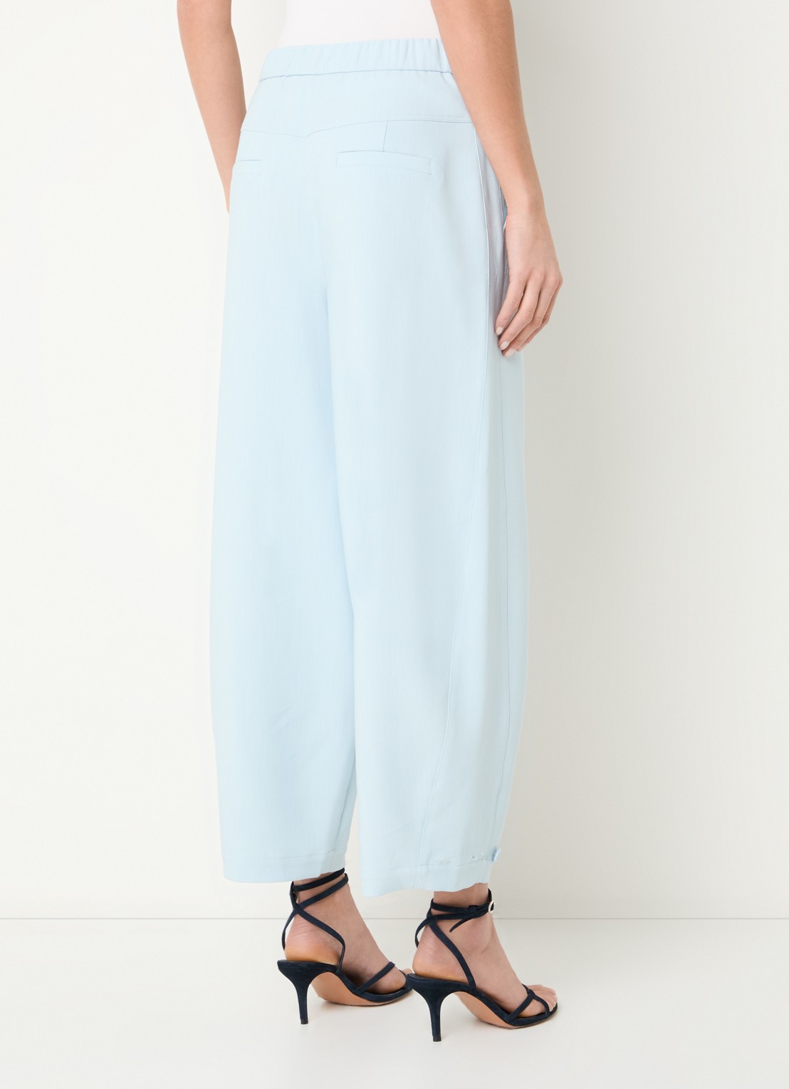 Aaiko Harper high waist loose fit pantalon met steekzakken - achterkant lichtblauw