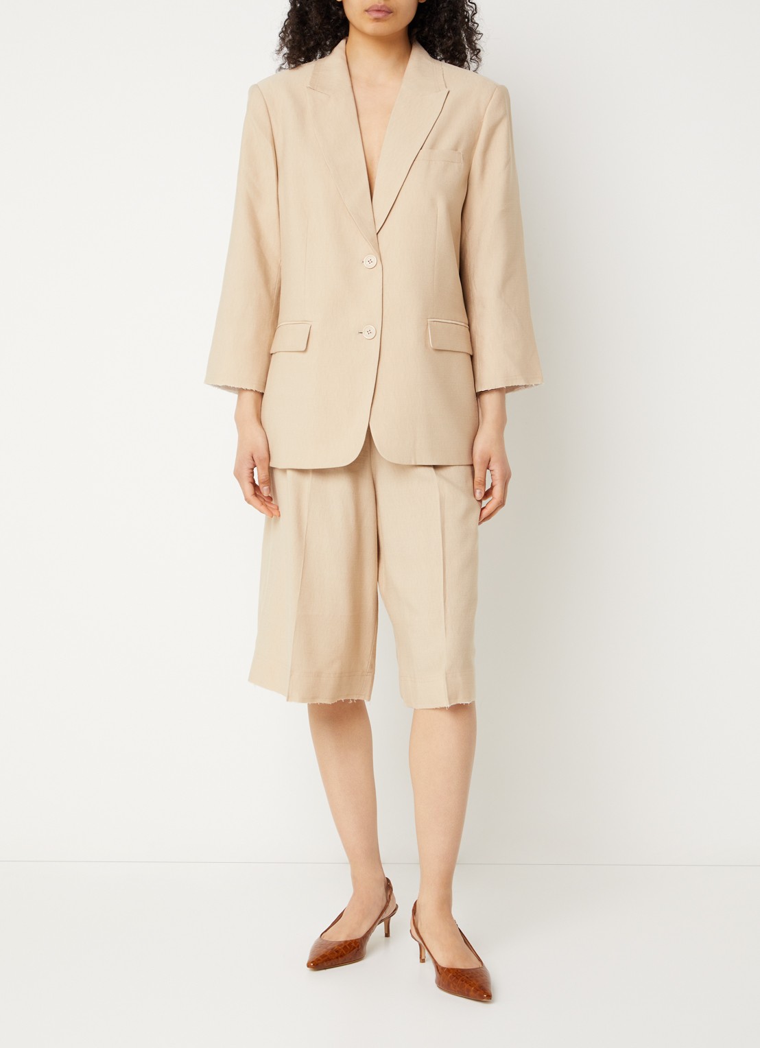 Aaiko Inaya mid waist loose fit culotte - voorkant 4 donkerbeige