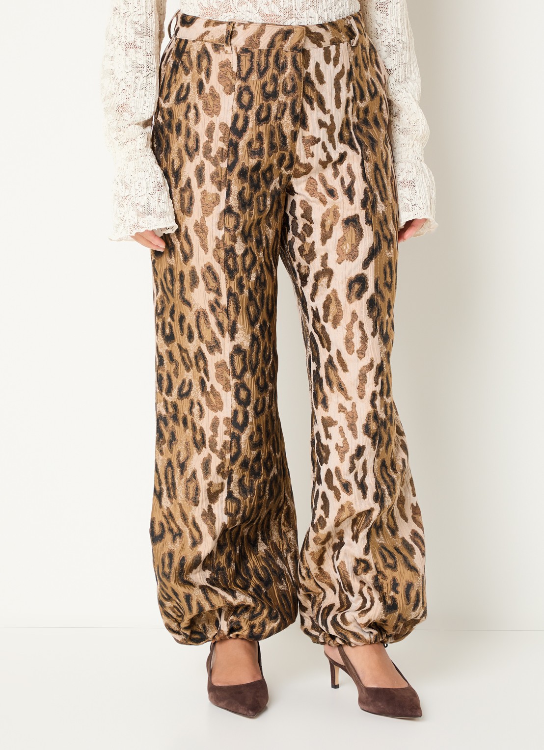 Aaiko Jet Animal high waist tapered fit broek met jacquard dessin - detail 2 camel