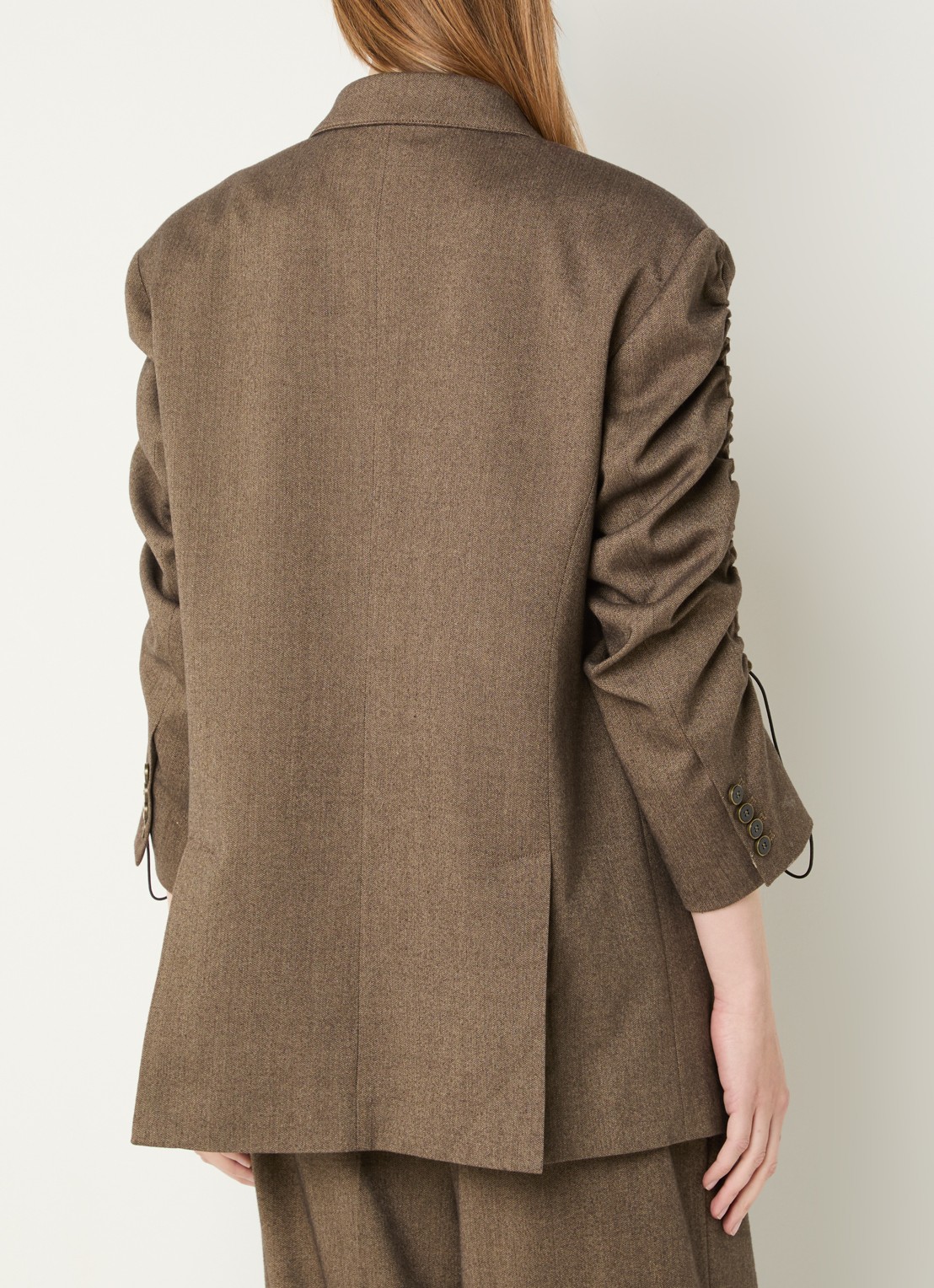 Aaiko Kendal oversized double-breasted blazer met klepzakken - achterkant 2 zand