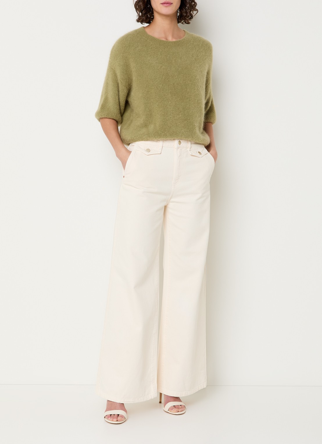 Aaiko Lani fijngebreide top in alpaca wolblend - voorkant 3 khaki