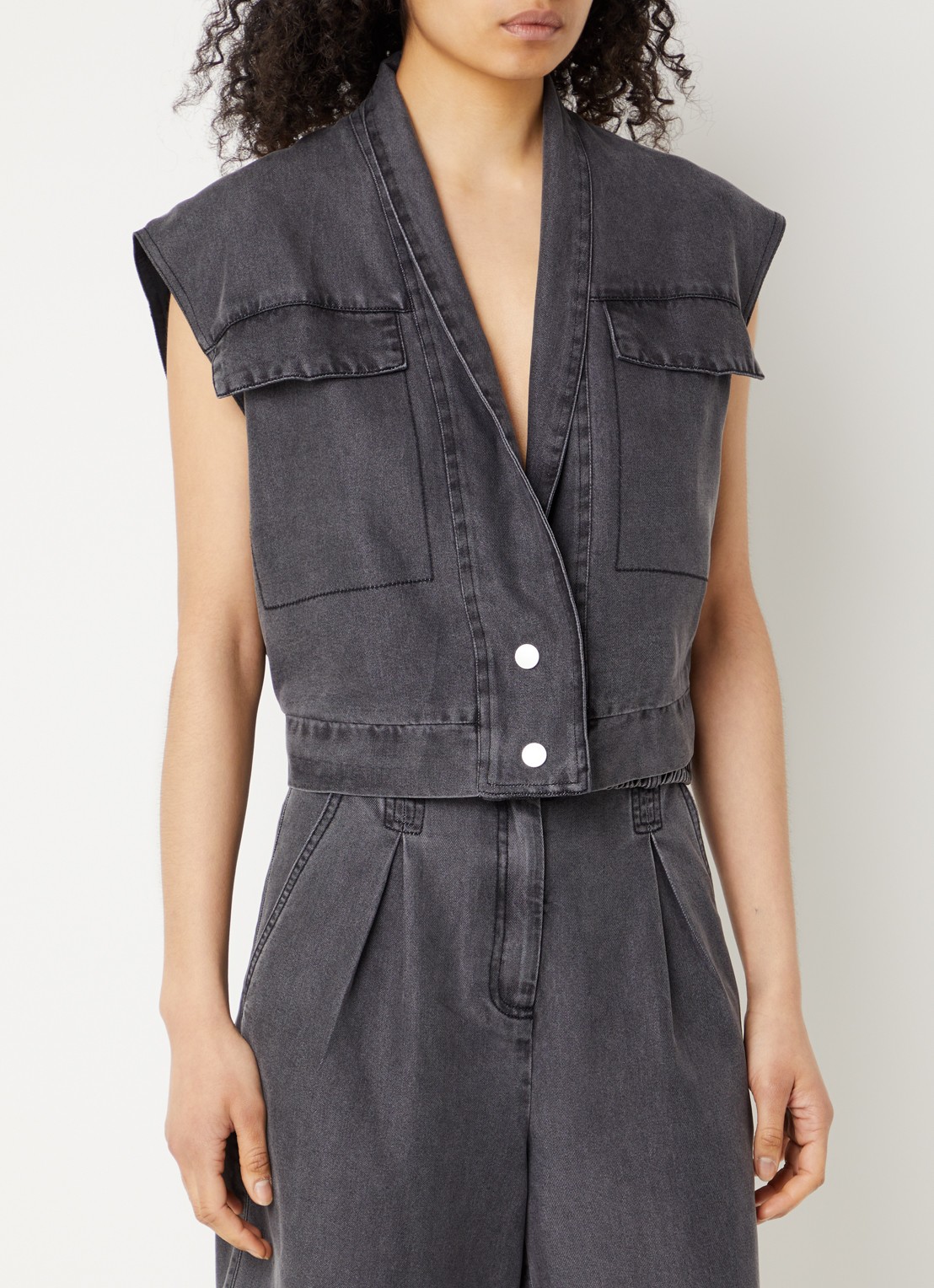 Aaiko Lies top met V-hals - detail antraciet