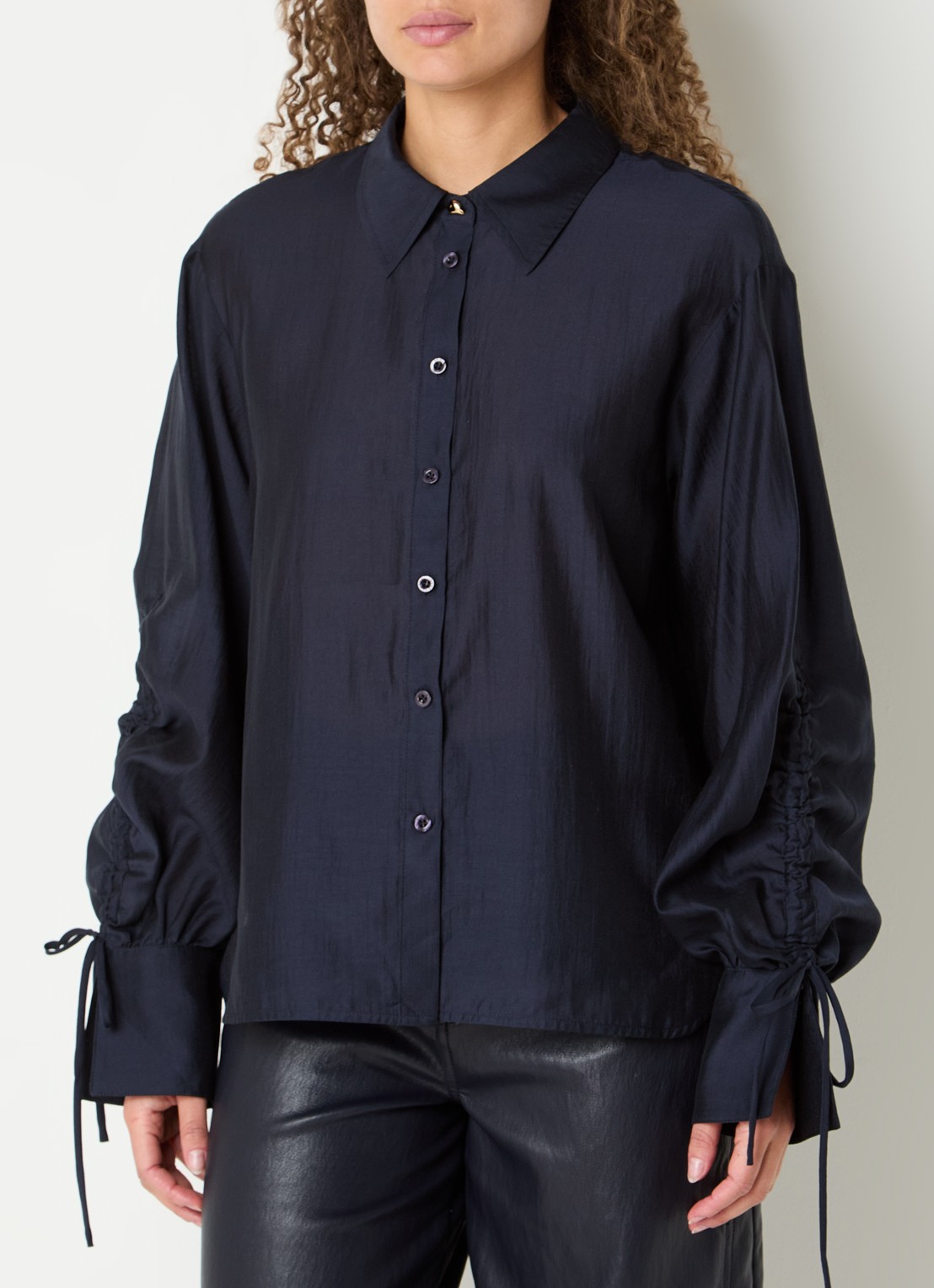 Aaiko Marel blouse met metallic finish - detail 4 donkerblauw