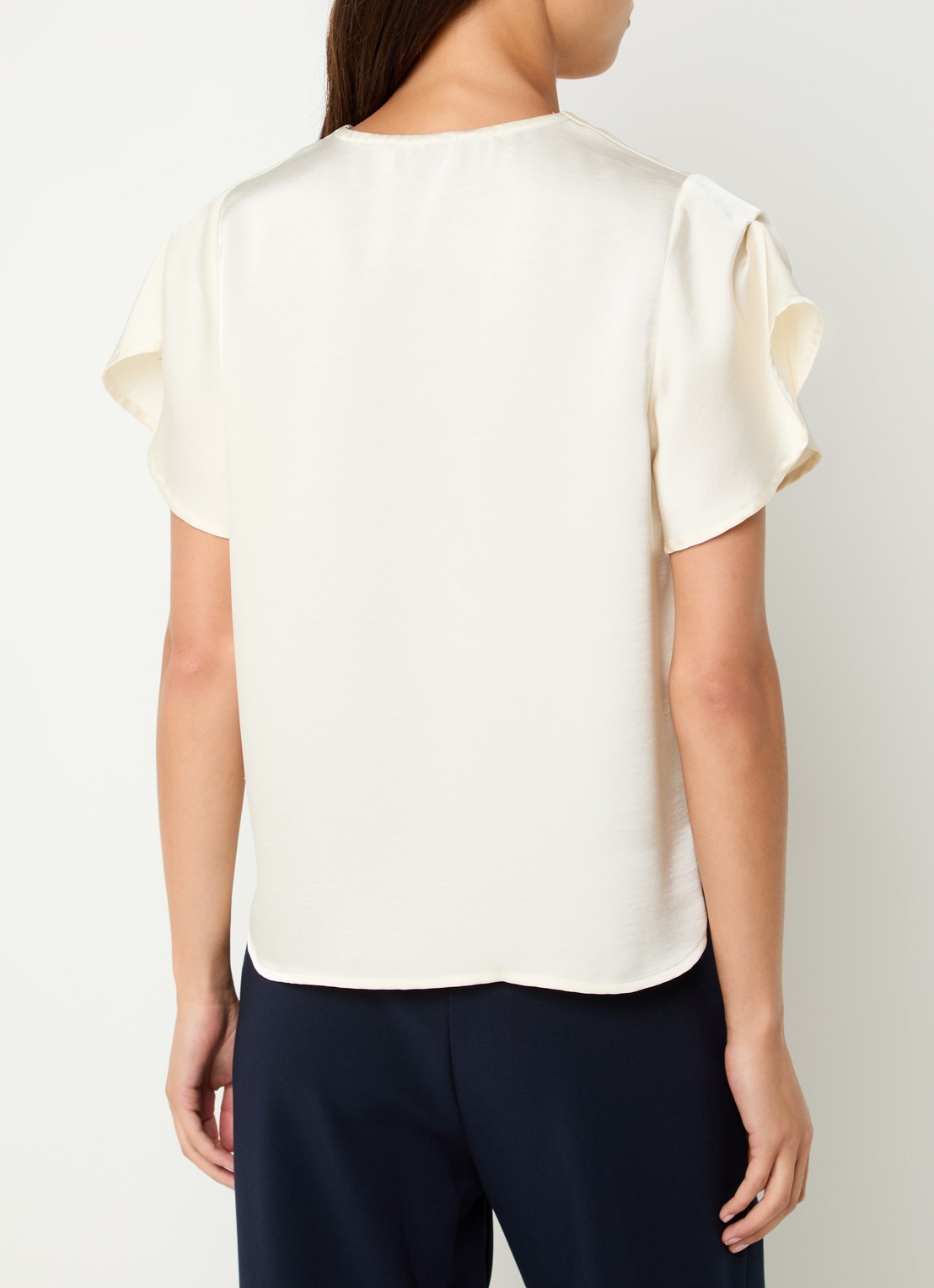 Aaiko Minny top van satijn - achterkant 4 creme