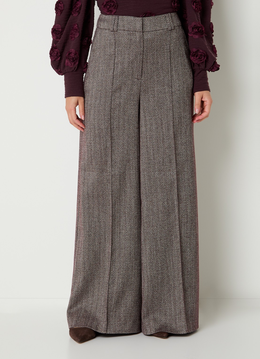 Aaiko Nore mid waist wide fit pantalon met steekzakken - detail bordeauxrood