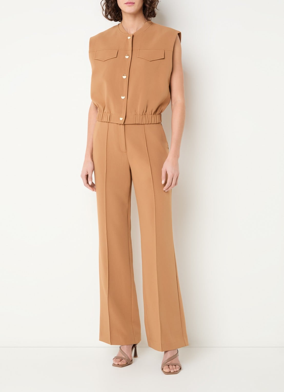 Aaiko Olivia gilet met opstaande kraag - voorkant 2 camel