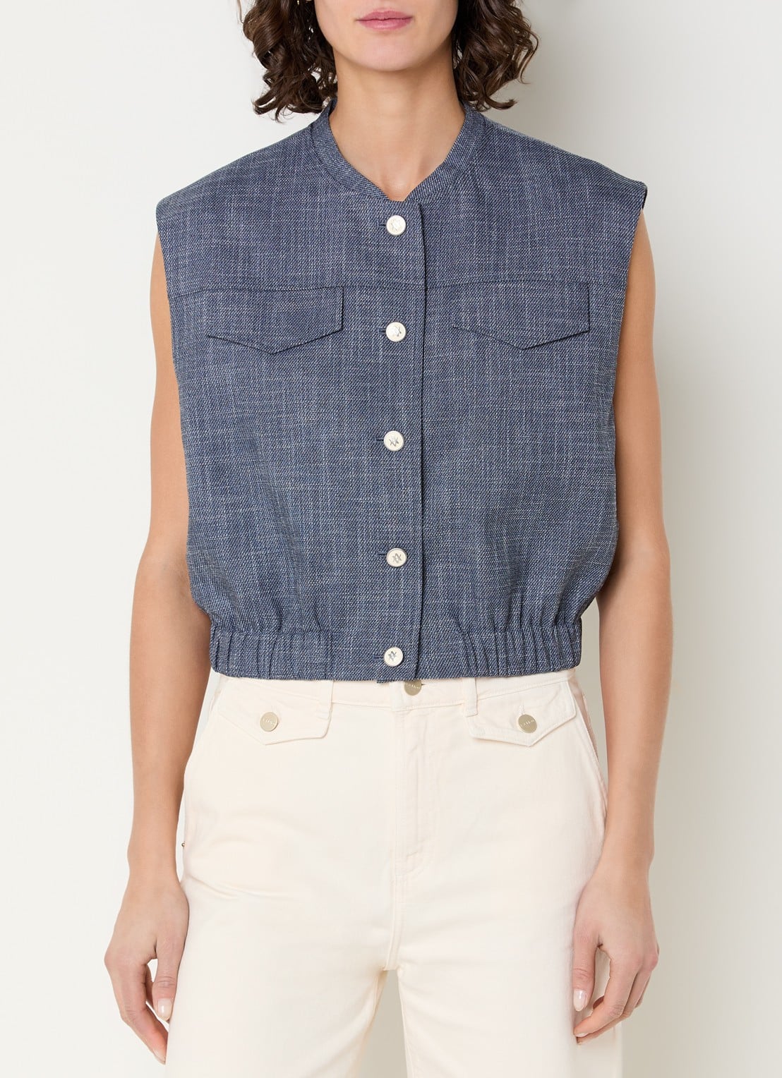 Aaiko Olivia gilet van denim met klepzakken - detail 4 indigo