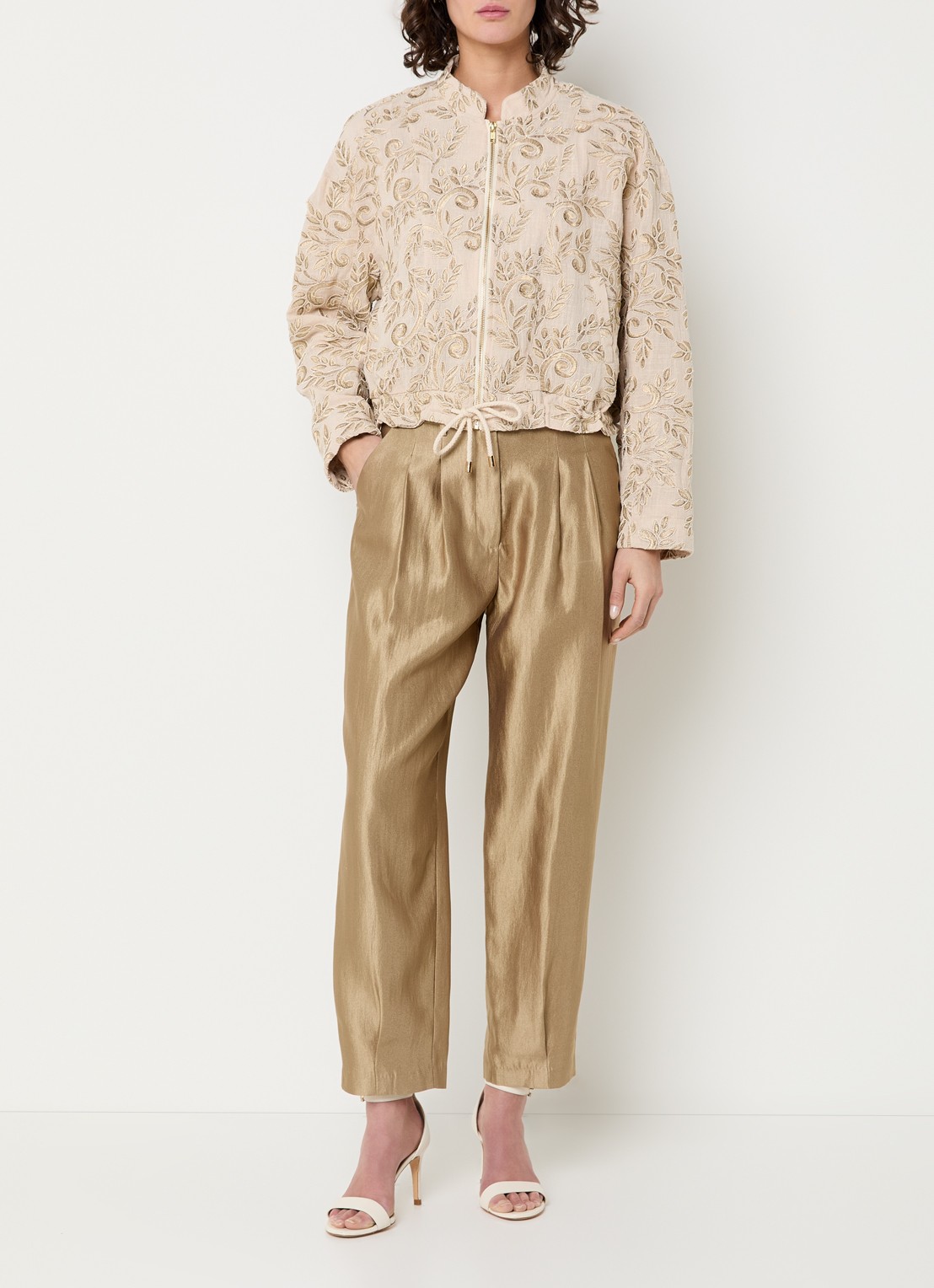 Aaiko Solane jack met borduring - voorkant 3 beige