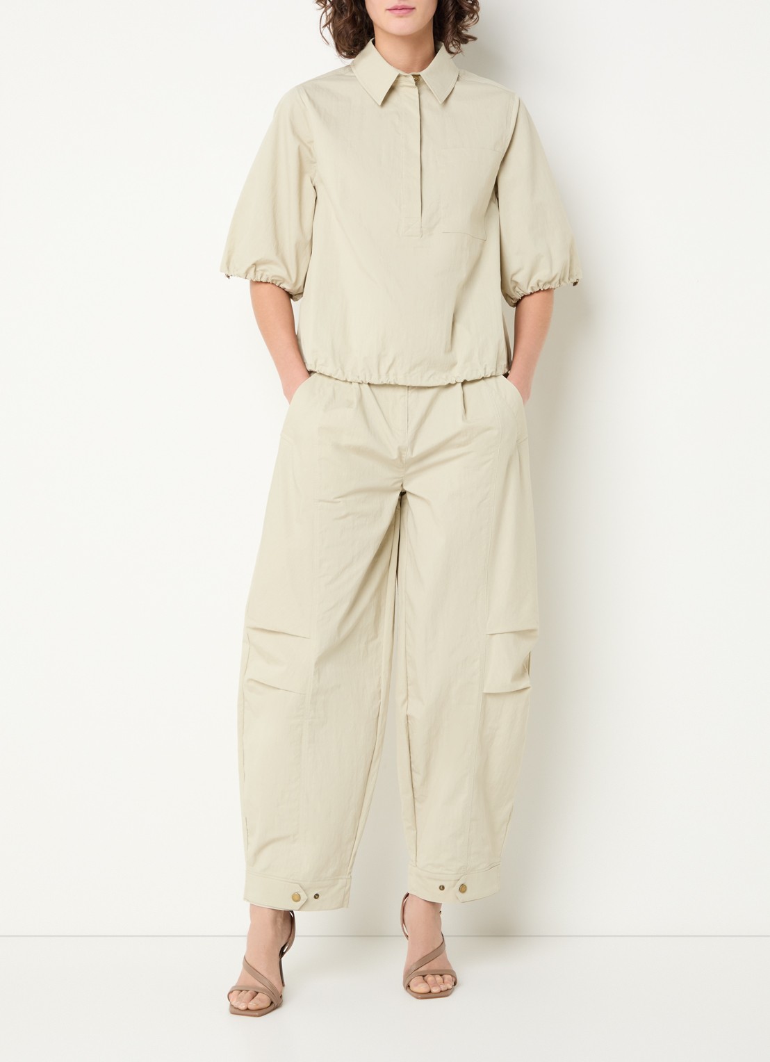 Aaiko Steffi high waist balloon fit broek met steekzakken - voorkant 3 khaki