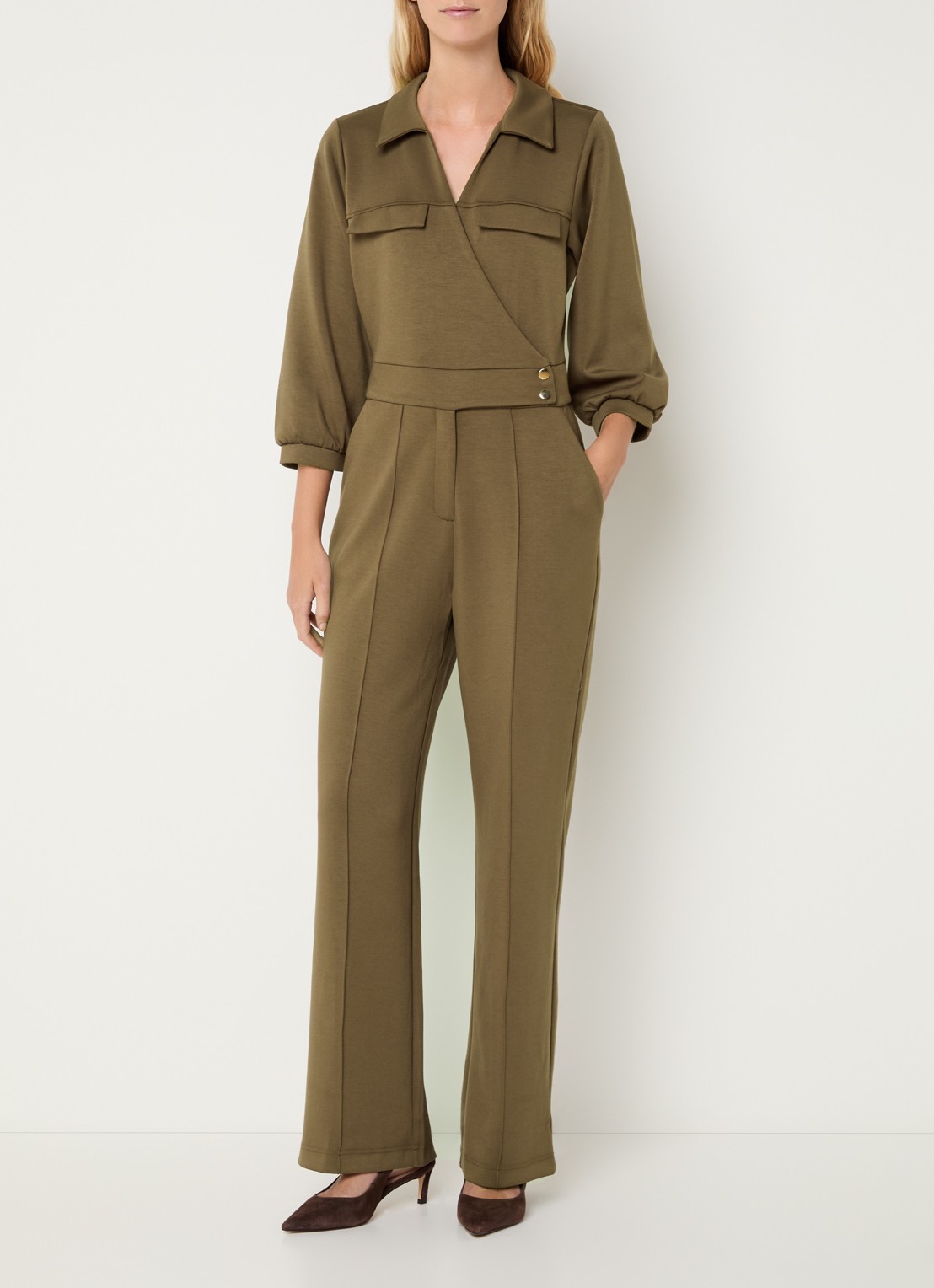 Aaiko Vion jumpsuit met steekzakken - detail mosgroen