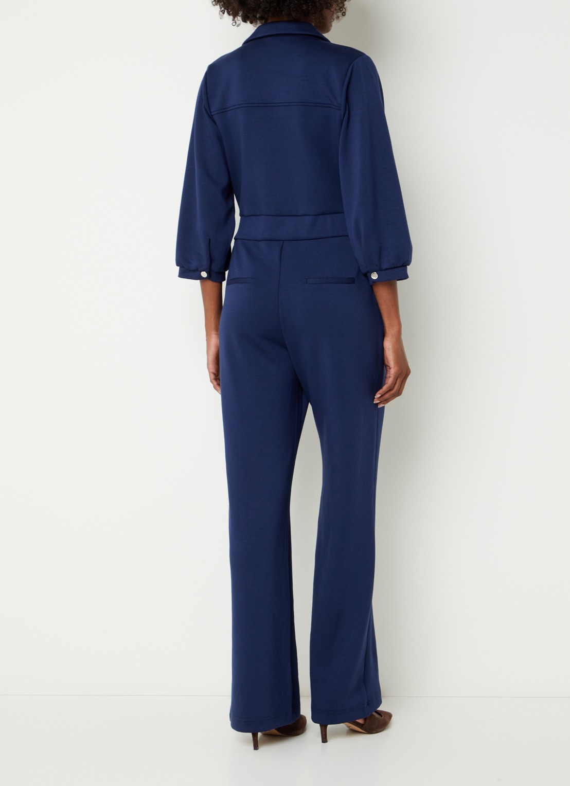 Aaiko Vion jumpsuit met steekzakken - achterkant donkerblauw