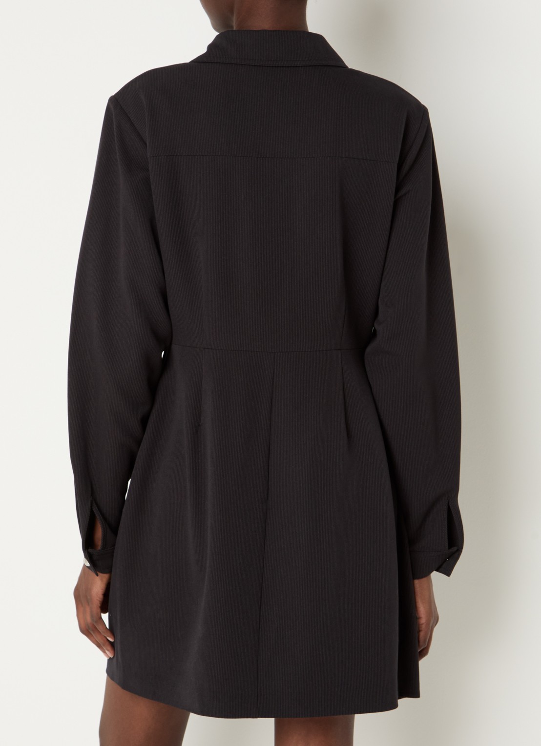 Aaiko Yven mini blousejurk met krijtstreep en schoudervulling - achterkant 2 zwart