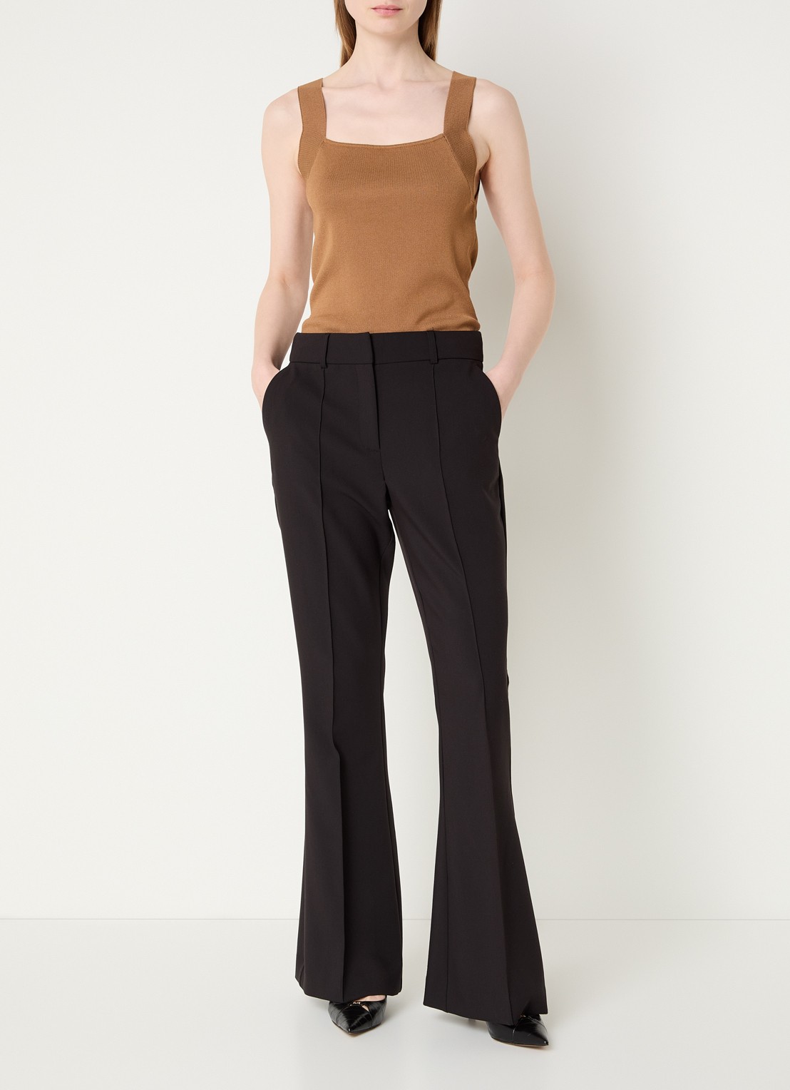 Aaiko Zena top met stretch - voorkant 2 bruin