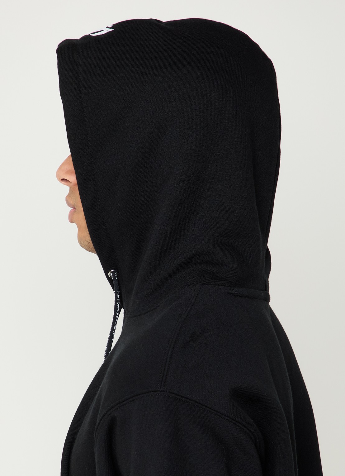 Aape Hoodie met logo - detail 3 zwart