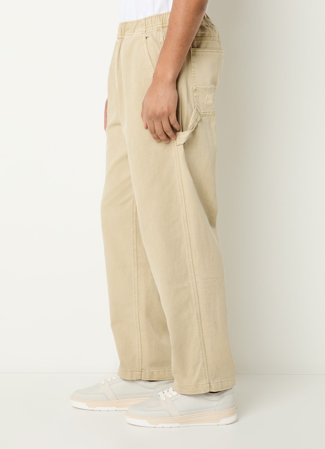 Aape Now straight fit chino met steekzakken - detail 3 beige