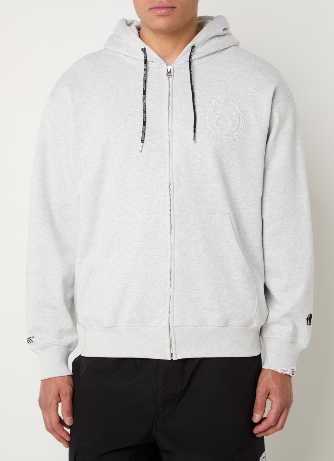 Aape Sweatvest met 3D logo en capuchon - detail 2 grijsmele