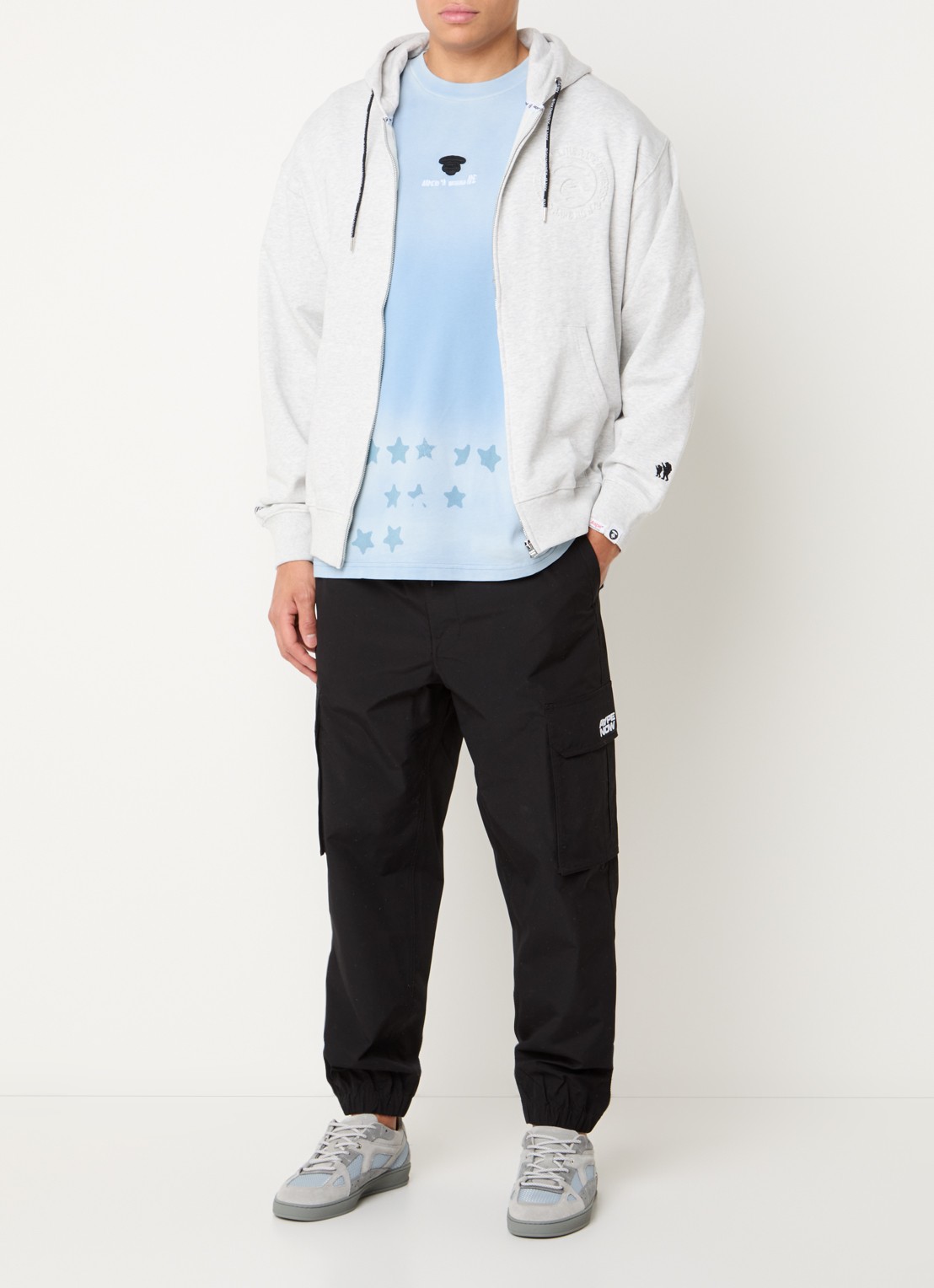 Aape Sweatvest met 3D logo en capuchon - voorkant 5 grijsmele