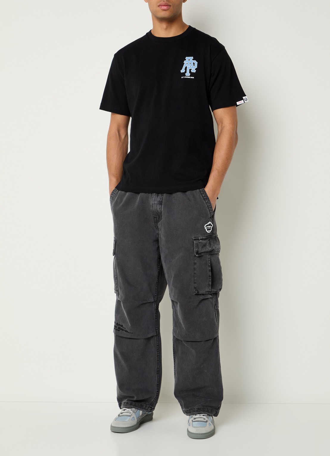 Aape T-shirt met logo- en backprint - voorkant 3 zwart