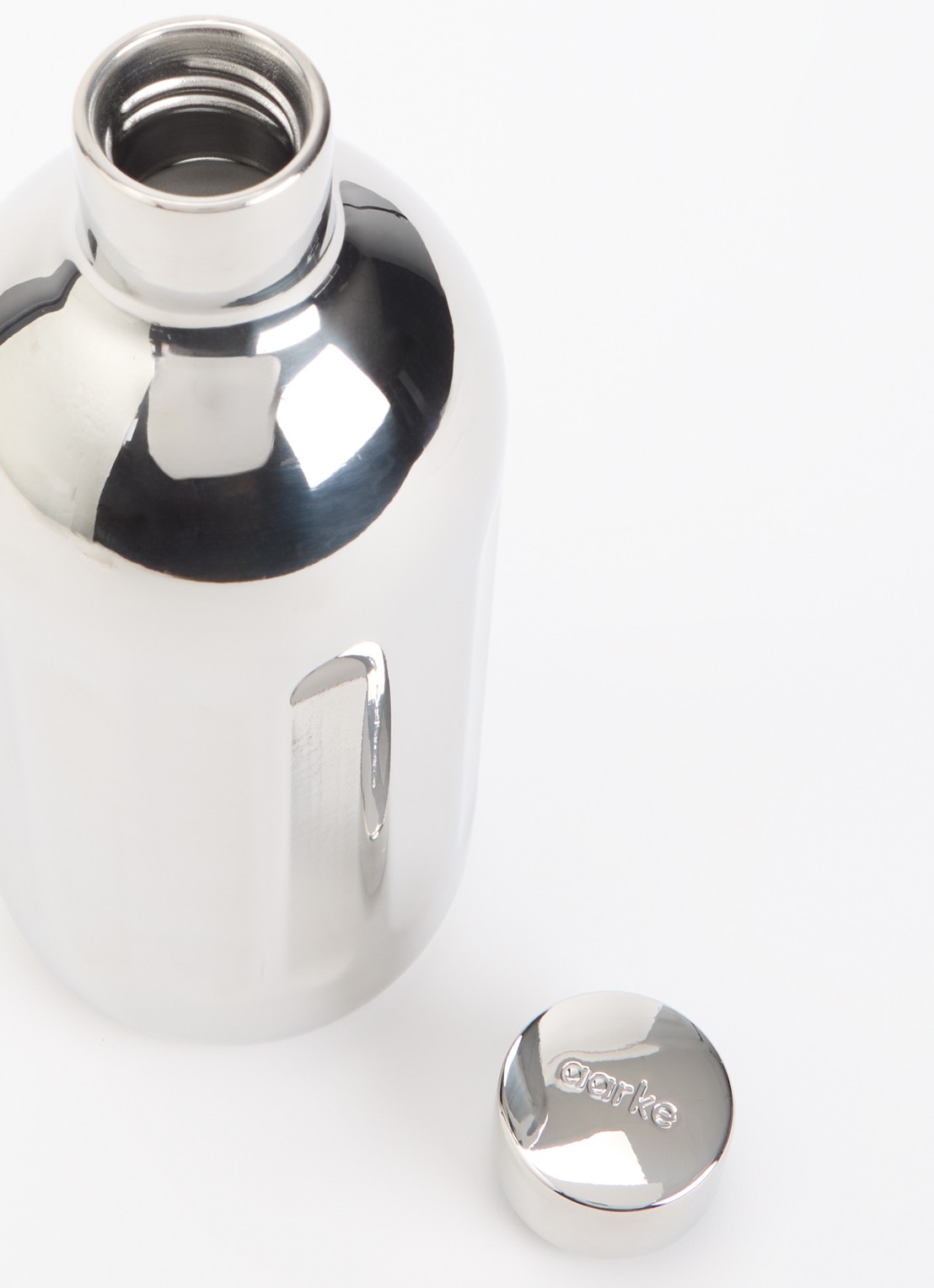 Aarke To-Go Carbonator Pro waterfles 0,8 liter - voorkant 3 metallic