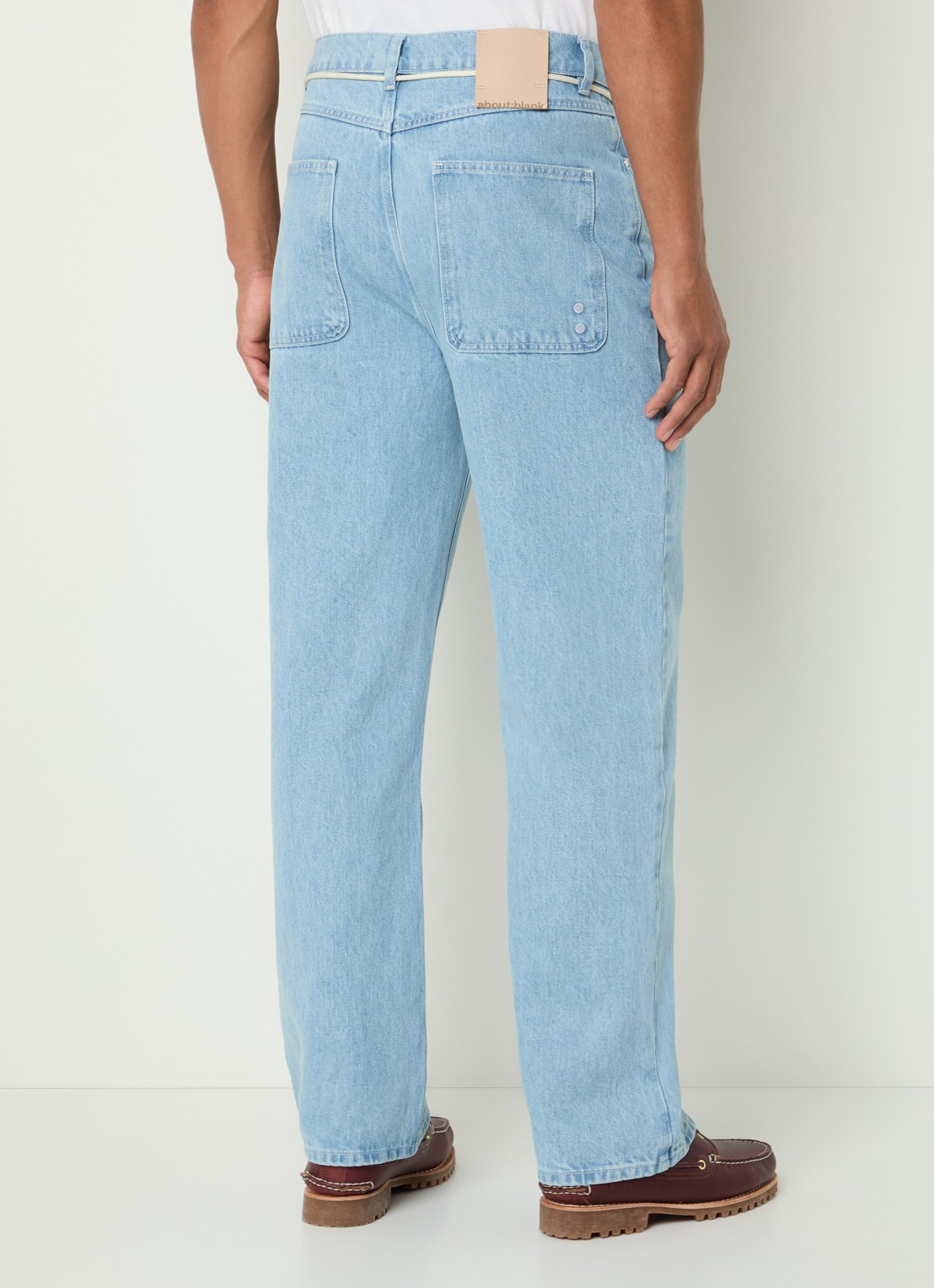 about:blank Loose fit jeans met strikceintuur en lichte wassing - achterkant 3 indigo