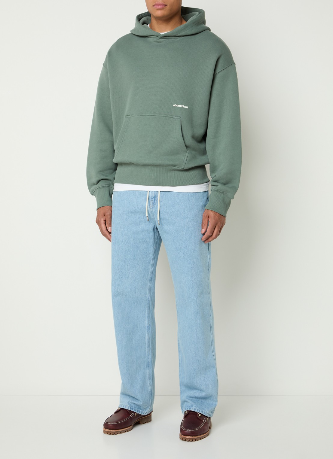 about:blank Loose fit jeans met strikceintuur en lichte wassing - voorkant 5 indigo