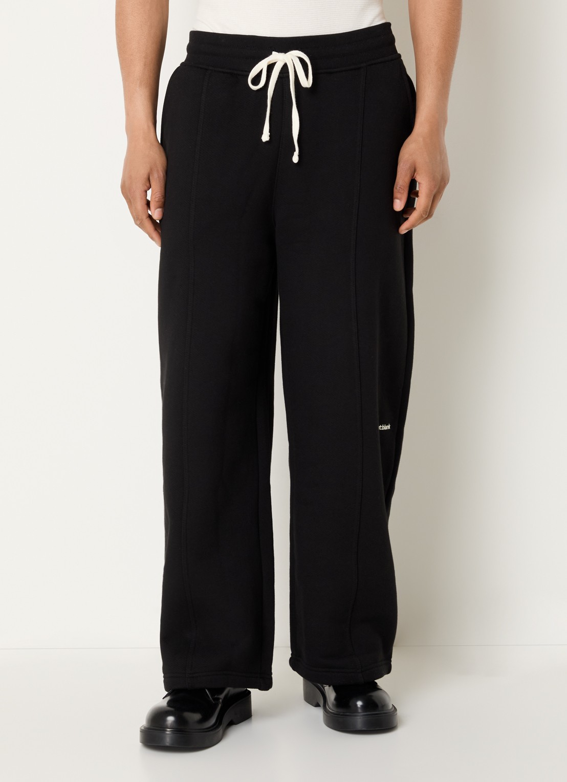 about:blank Wide fit broek met logo en steekzakken - detail 4 zwart