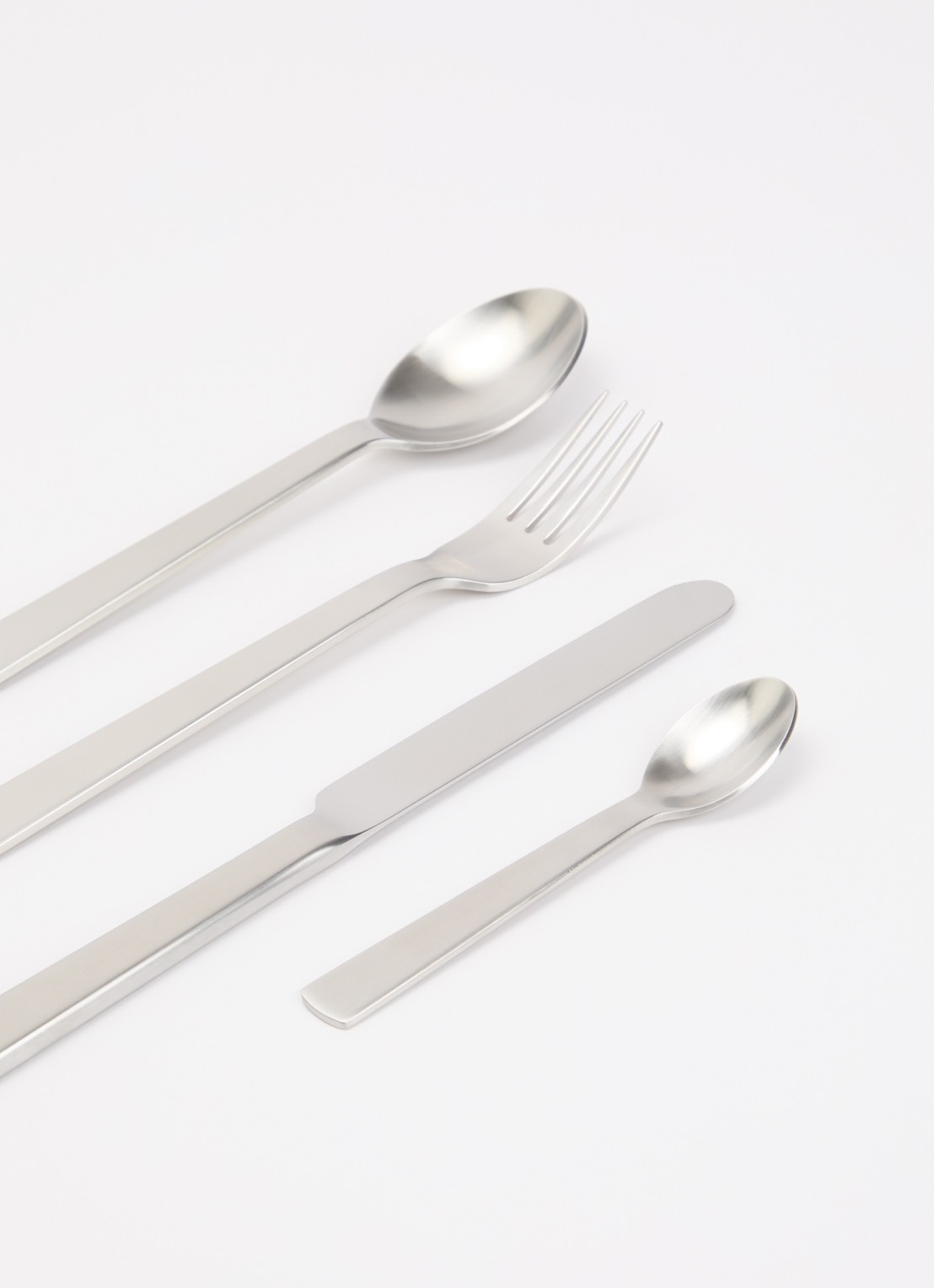 Acme Brushed bestekset 24-delig - voorkant 2 zilver