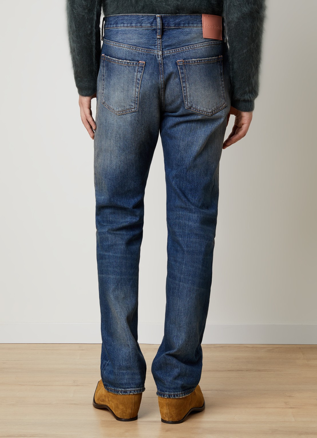Acne Studios 1996M straight leg jeans met medium wassing - achterkant 6 indigo