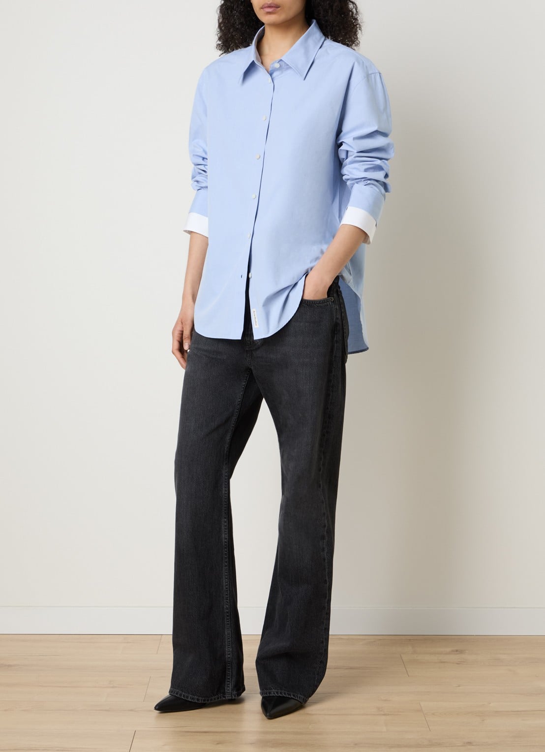 Acne Studios Blouse met kraag - voorkant 2 lichtblauw