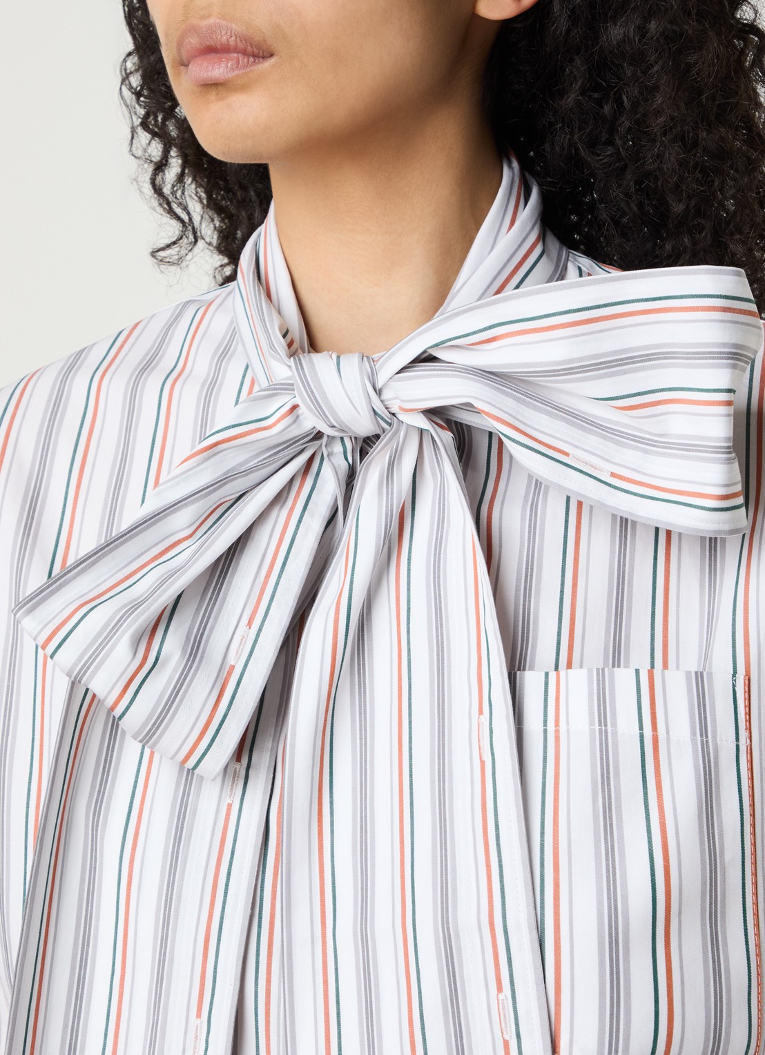 Acne Studios Blouse met streepprint en sjaalkraag - detail 4 grijs
