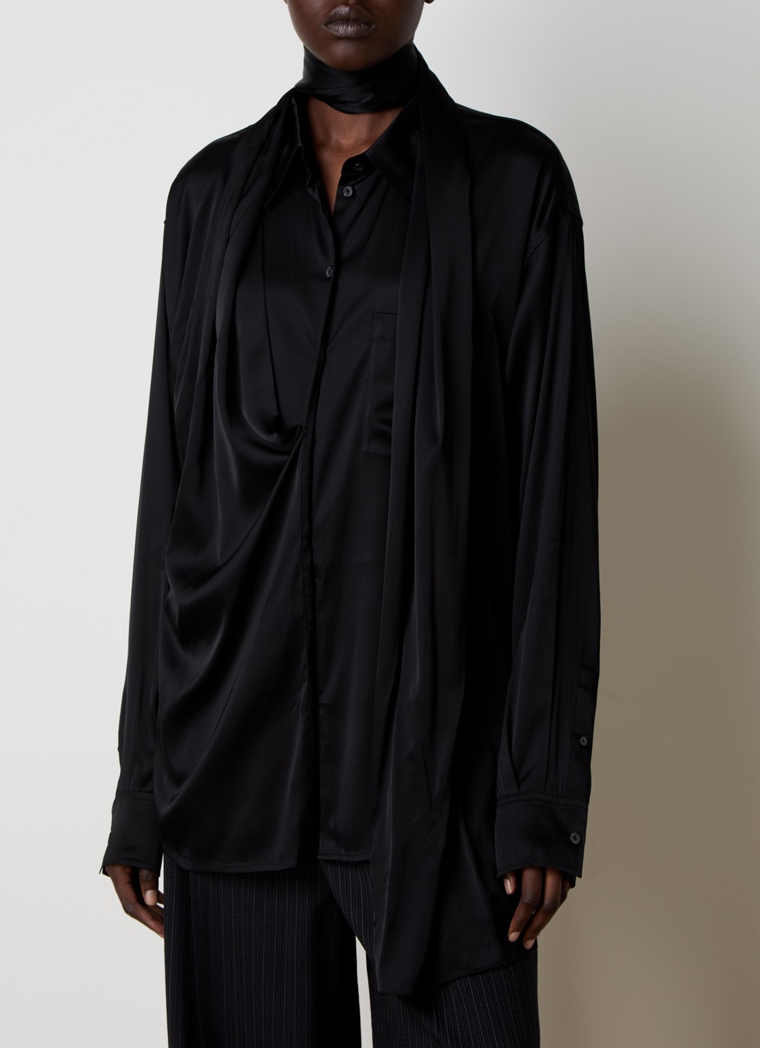 Acne Studios Blouse van satijn - detail 2 zwart