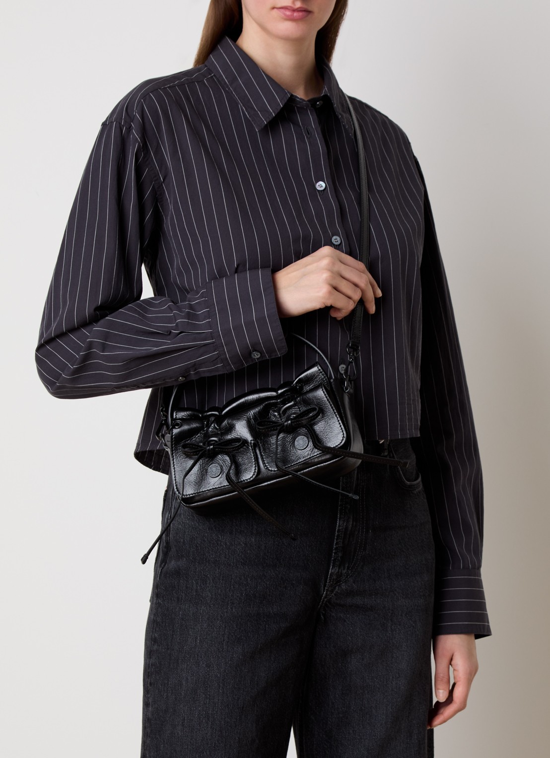 Acne Studios Handtas van kalfsleer met strikdetail - voorkant 3 zwart