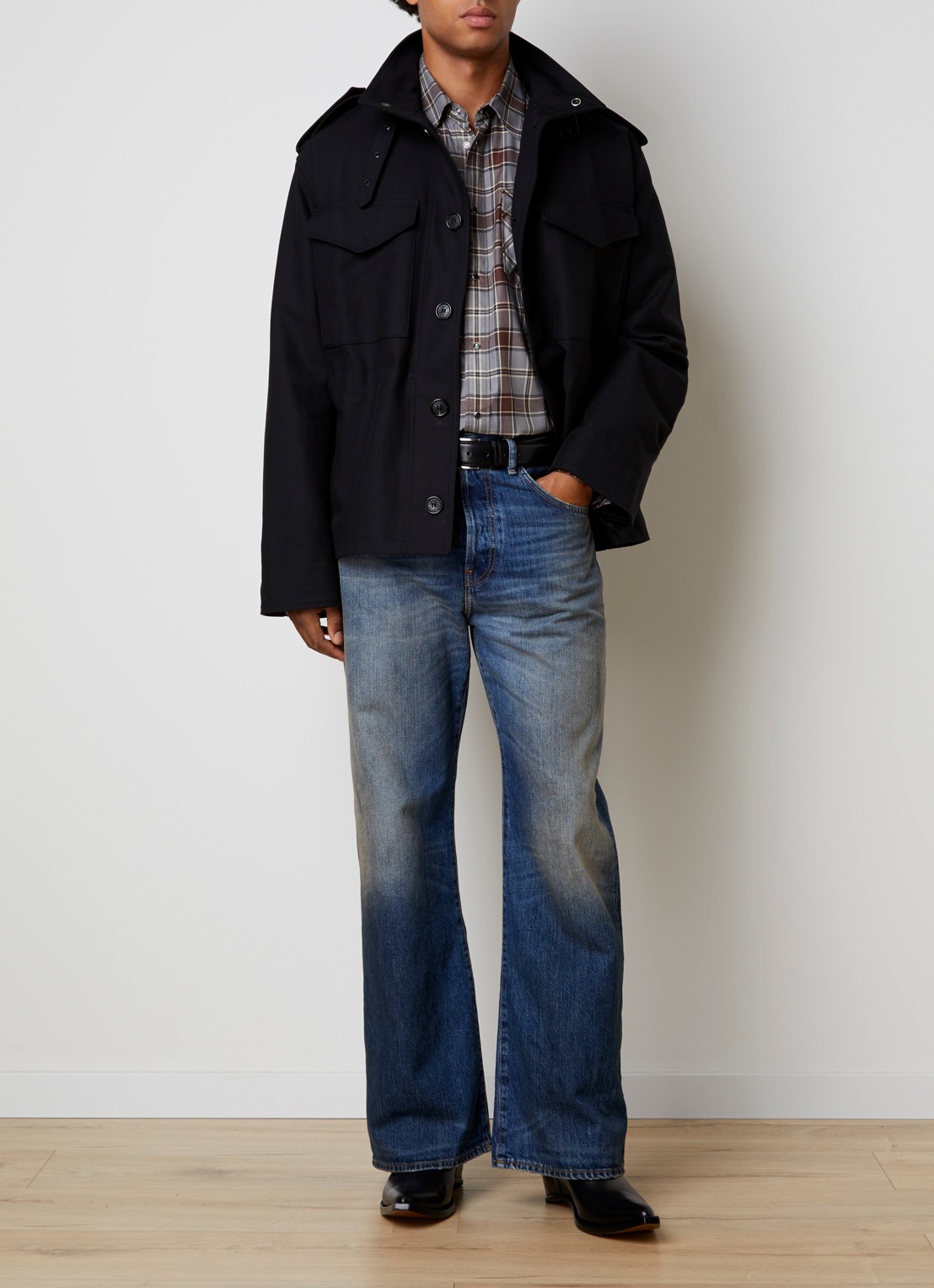 Acne Studios Jack met opstaande kraag - voorkant 5 zwart