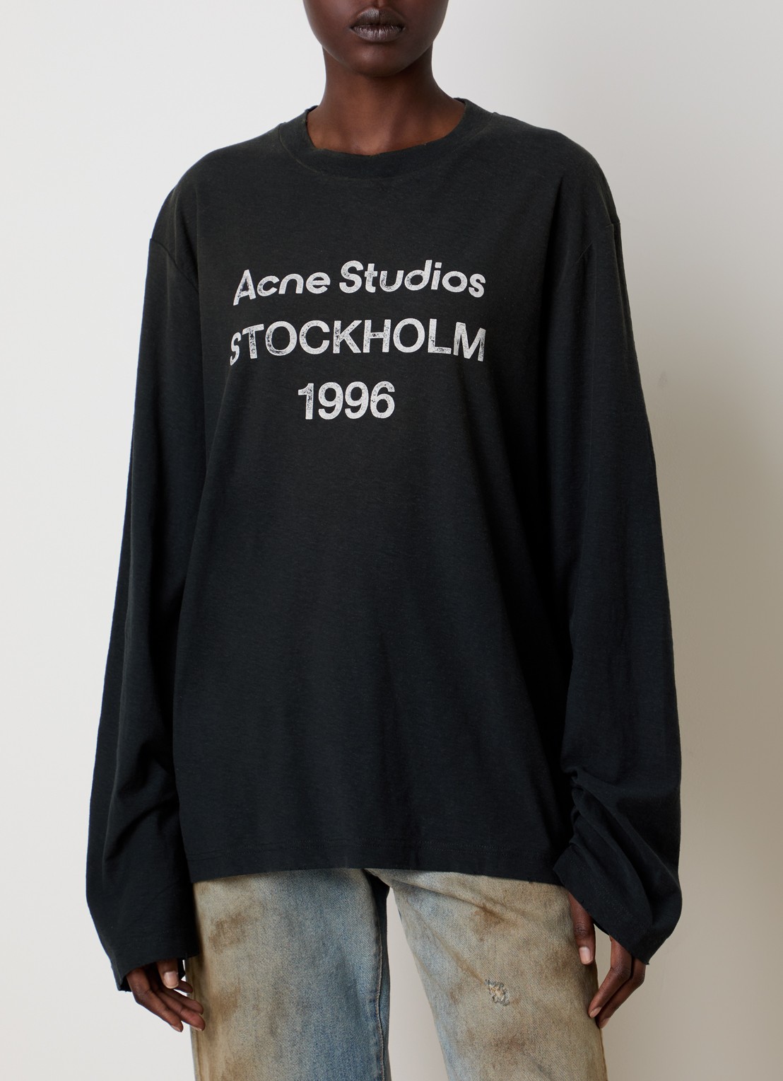 Acne Studios Longsleeve met logoprint en verwassen afwerking - detail 2 zwart