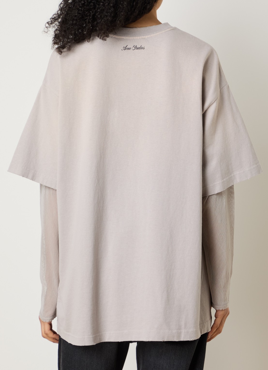 Acne Studios Longsleeve met print - achterkant 3 donkerbeige
