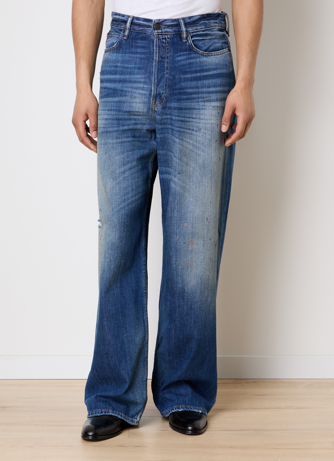 Acne Studios Loose fit jeans met medium wassing en verwassen afwerking - detail 2 blauw