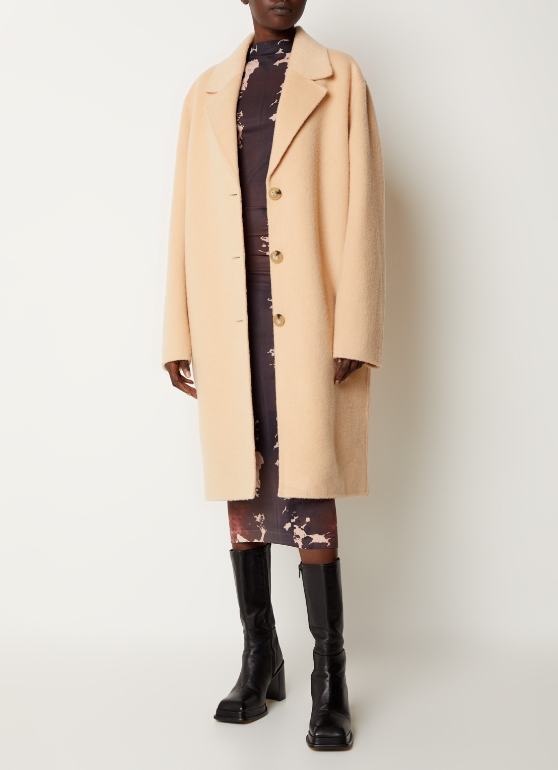 Acne Studios Mantel van wol met steekzakken  - voorkant 3 beige