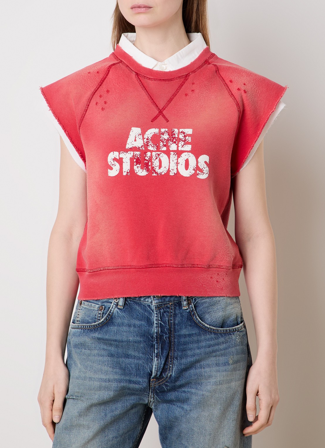 Acne Studios Mouwloze top met logoprint en verwassen afwerking - detail 4 steenrood