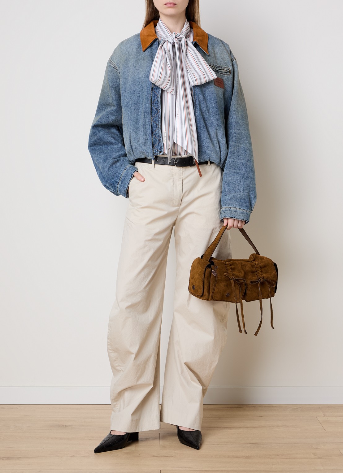 Acne Studios Schoudertas van kalfssuède - voorkant 2 bruin