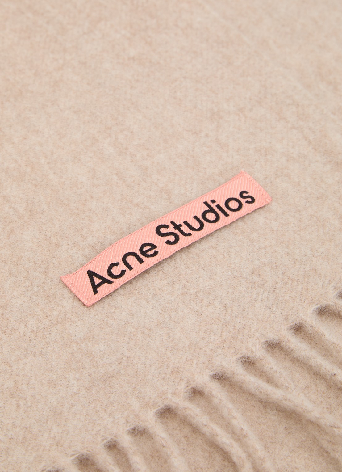 Acne Studios Sjaal van wol met franjes 200 x 45 cm - detail 2 beige