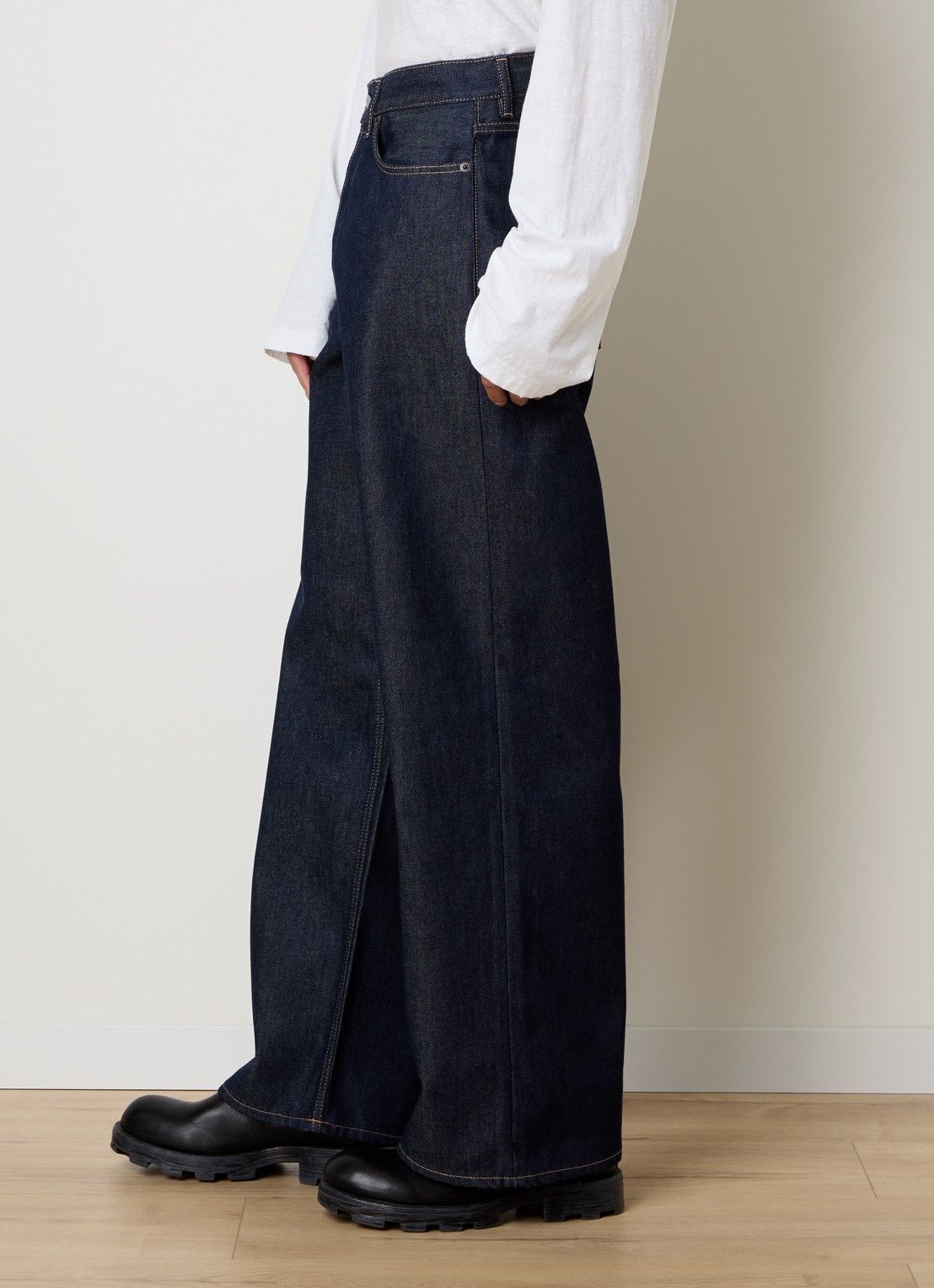 Acne Studios Straight leg jeans met donkere wassing - detail 5 indigo